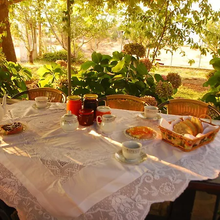 Guest house Charana Xrisi Lakkoma (Nea Propontida)
