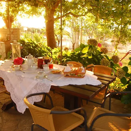 Guest house Charana Xrisi Lakkoma (Nea Propontida)